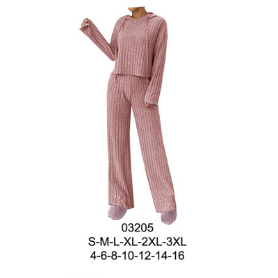 Molde de Pijama dama, tela de punto con gorro, pantalon recto, elasticado en cintura | 03205 Molde de Pijama dama, tela de punto con gorro, pantalon recto, elasticado en cintura | 03205